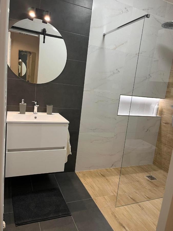 Room In The City 2 Sopron Exterior foto